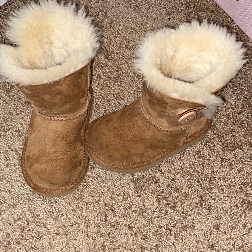 Toddler uggs